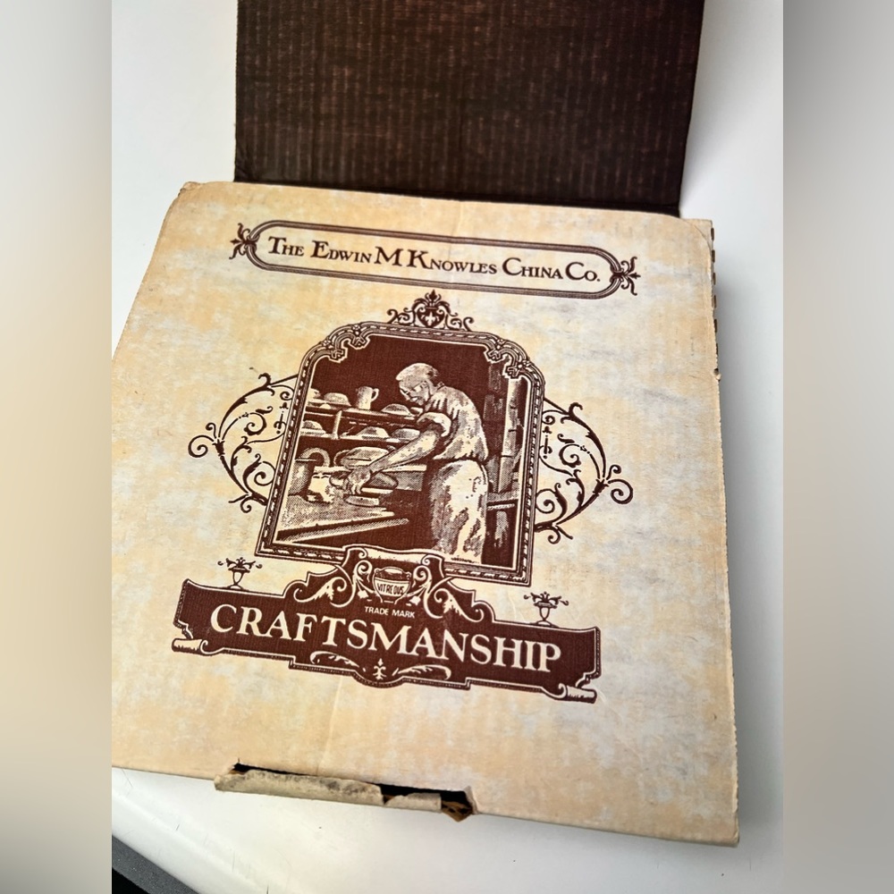 6 of 6 PINOCCHIO COLLECTABLE PLATE - Picture 2 of 5